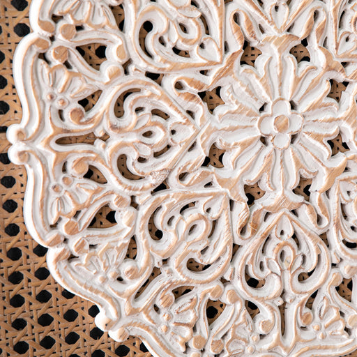 Two-tone decorative wall panel Image 2